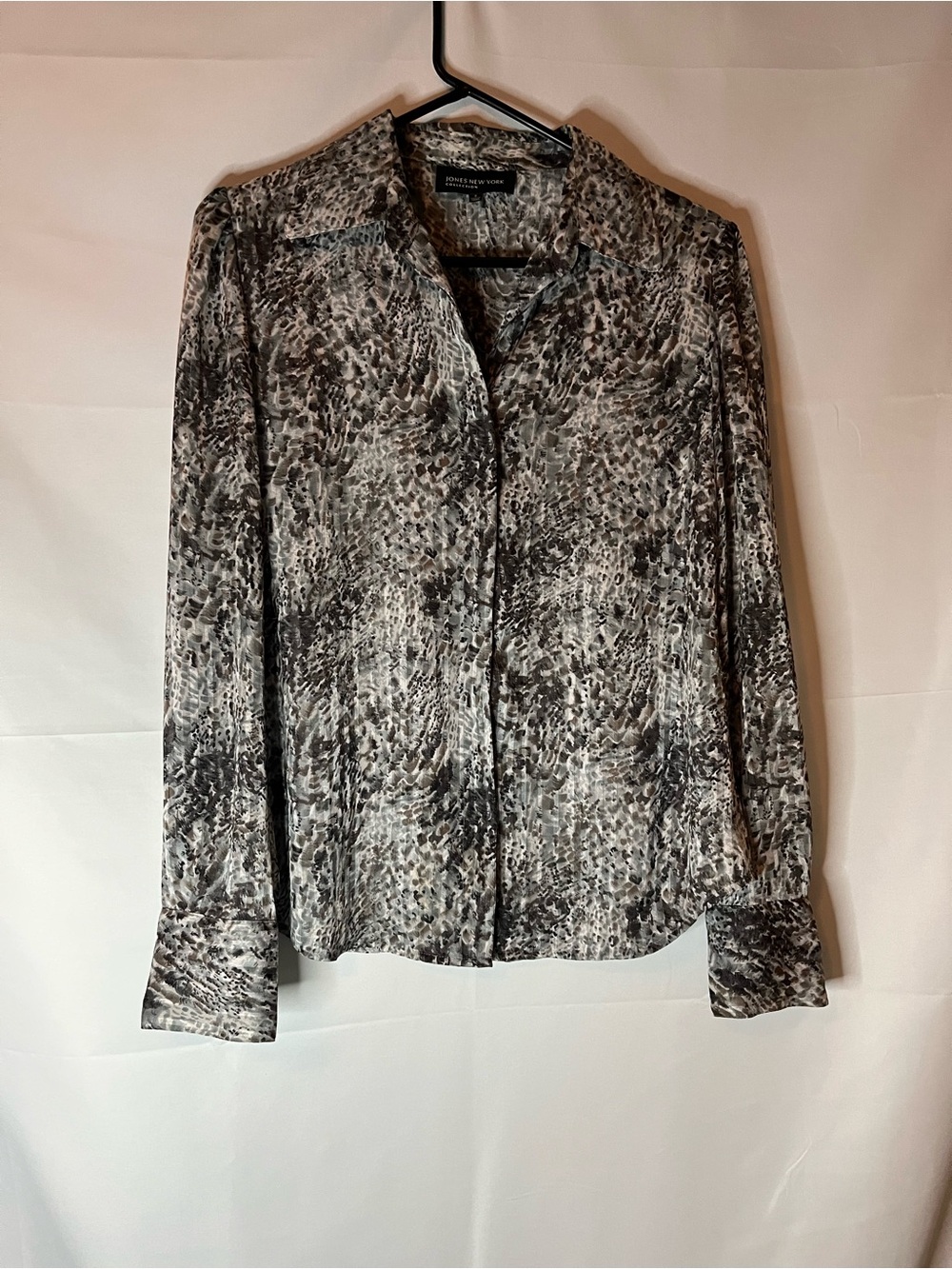 Jones New York Gray and Cream Animal-Print Blouse